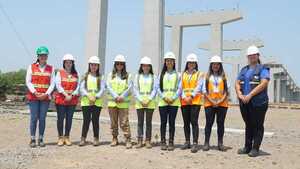 Mujeres sobresalen en puestos claves en la construcción del Puente de la Bioceánica - ADN Digital