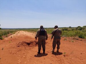 Dinamitan pista clandestina tras caída de una avioneta en Táva Jopói