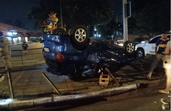 Aparatoso accidente en San Lorenzo