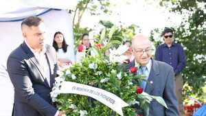 Prieto honra a pioneros de Ciudad del Este, entre ellos al dictador Alfredo Stroessner