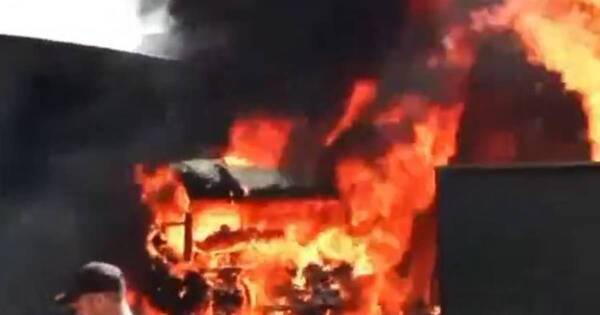 La Nación / Explosión en una metalúrgica causó graves quemaduras a dos trabajadores