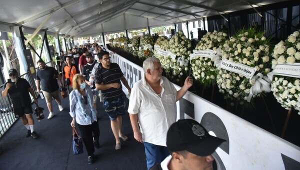 Centenares de personas fueron a despedir al dirigente más victorioso del fútbol: ODD - La Tribuna
