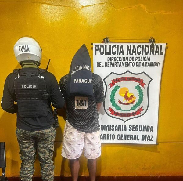 PJC: Policía detiene a un joven por hurto en un local comercial del barrio San Gerardo