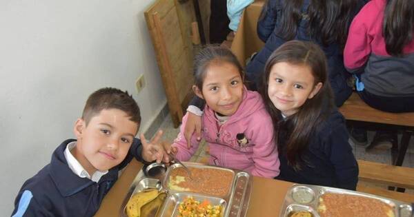 La Nación / Proyecto triplicará provisión de alimentos en las escuelas