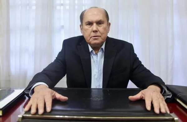 “Cualquiera hoy es libre de opinar lo que quiera”, afirma el Gral. Regis Romero - Política - ABC Color