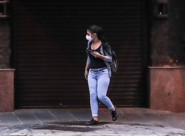 Paraguay reporta más de 600 casos de Covid en una semana