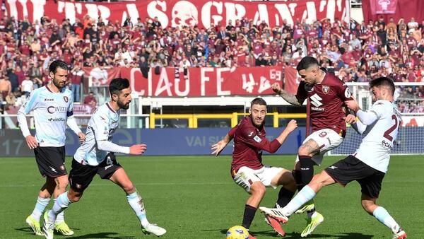 Torino de Tonny Sanabria no pasa del empate ante el último
