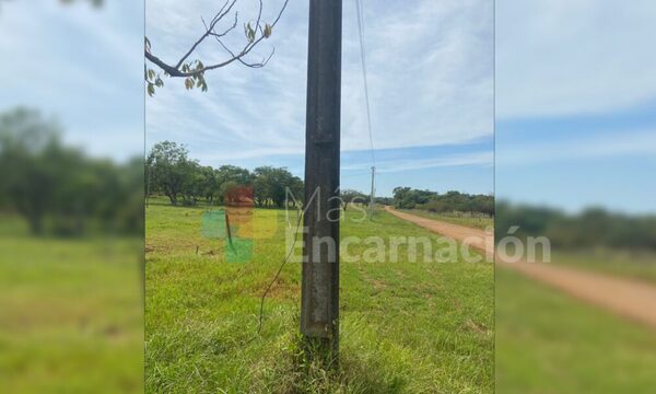 Un joven fue a orinar, se apoyó por una columna y murió electrocutado