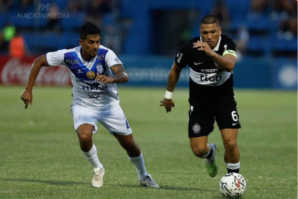 Versus / Olimpia y Ameliano se encuentran en Encarnación con el luto a cuestas 