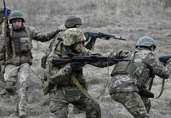 Rusia recrudece su ofensiva sobre Avdivka y logra nuevos avances - Mundo - ABC Color