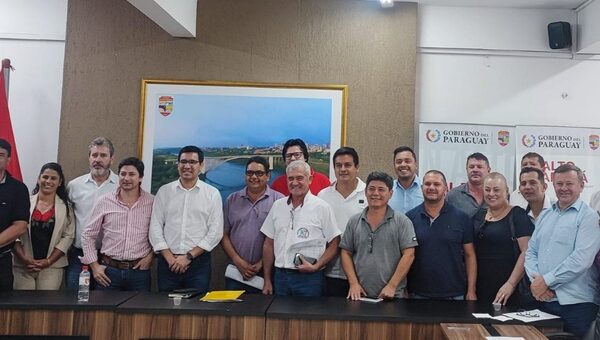 Jefes comunales de Alto Paraná rechazan proyecto sobre provisión de almuerzo escolar – Diario TNPRESS
