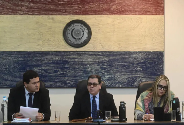 Jueces que absolvieron a Díaz Verón fueron desafectados de tribunal especializado