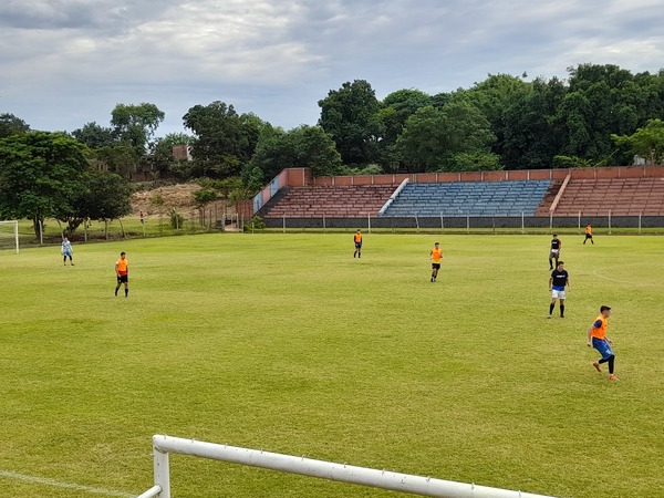 Comienza una nueva etapa de prueba futbolística en Encarnación Fútbol Club