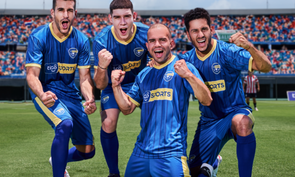 Tigo Sports cumple 10 años y lo celebra transmitiendo la pasión por el fútbol paraguayo