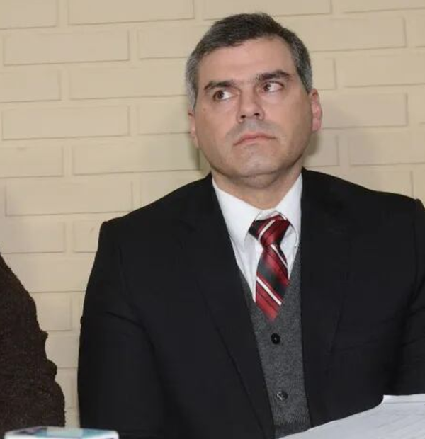 66 tarjetas: hombre retiraba dinero como un favor - PDS RADIO Y TV
