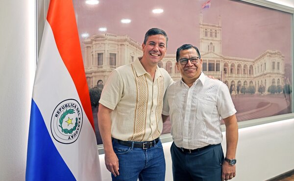 Presidente dialogó con ministro sobre avances y desafíos en el área social - .::Agencia IP::.