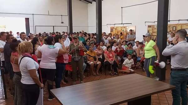 Trabajadores del Mercado de San Lorenzo rechazan suba de canon - Nacionales - ABC Color