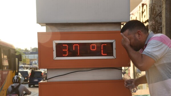 Instan a tomar precauciones ante posible ola de calor