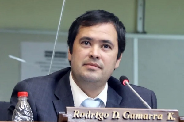 Gamarra: Pedido de desafuero por violencia contra la mujer llega al Congreso