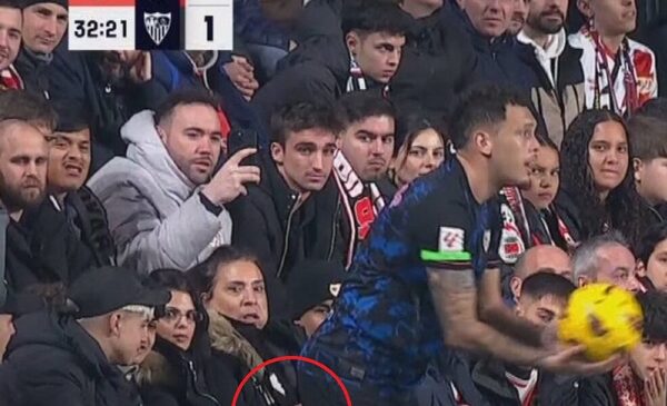 (VIDEO) ¡Hincha le tocó el c… a jugador en pleno partido!