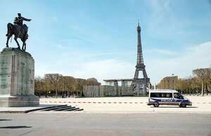 Los coches no volverán a pasar junto a la Torre Eiffel, promete la alcaldesa de París - Polideportivo - ABC Color