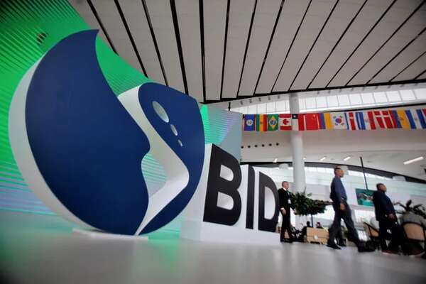 El BID discute sobre el crecimiento económico de la región durante encuentro en Guatemala - Mundo - ABC Color