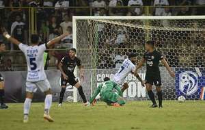 Torneo Apertura: Otra vez Ameliano - Fútbol - ABC Color