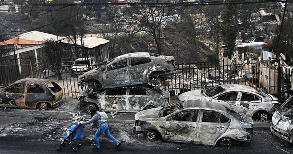 Diario HOY | Chile busca levantarse de las cenizas tras incendios que dejan 123 muertos