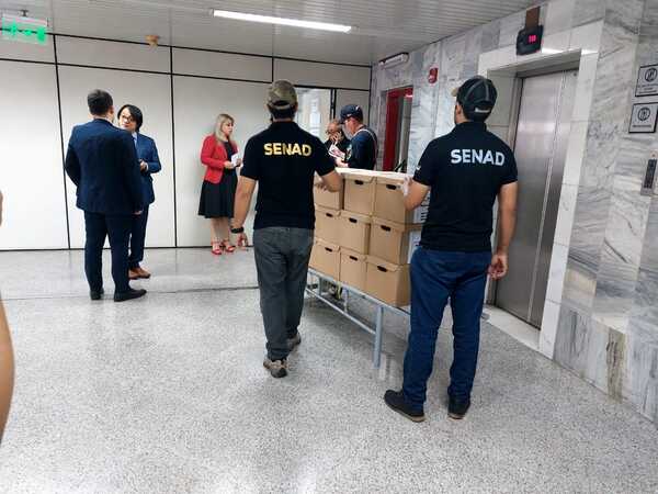 Acusan y piden juicio oral para tres personas ligadas a «Tío Rico» | 1000 Noticias