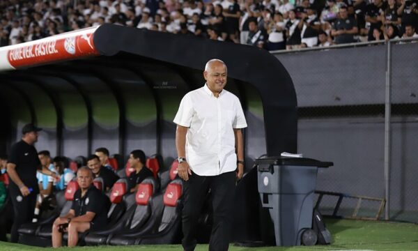 Chiqui Arce estaría con un pie fuera de Olimpia