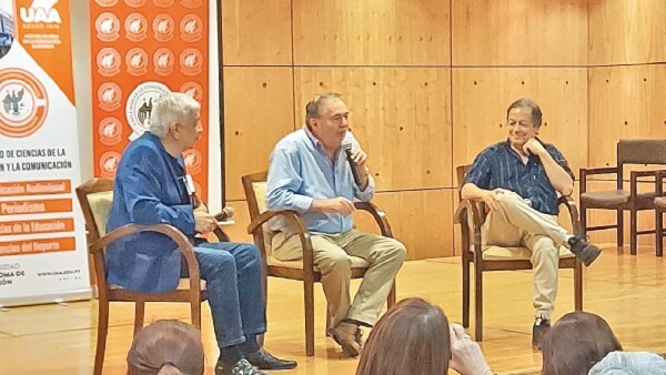 Un homenaje a la democracia