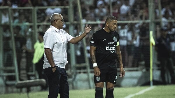 Chiqui Arce ya no es entrenador de Olimpia - Radio Imperio 106.7 FM