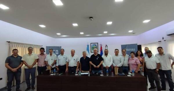 La Nación / Javier Pereira avanza con plan estratégico de cooperación con autoridades argentinas
