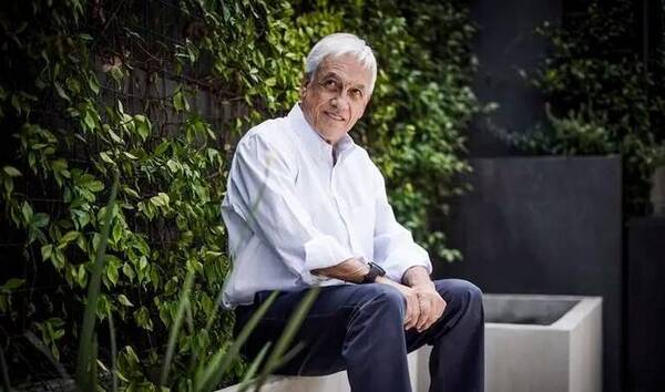 Expresidente de los chilenos fallece al caer helicóptero que pilotaba
