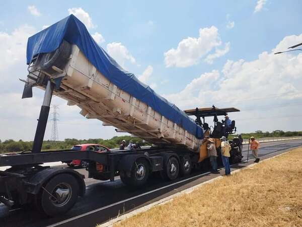 Empiezan a retirar máquinas del puente “Héroes del Chaco”, que se habilitará el 1 de marzo   - Economía - ABC Color