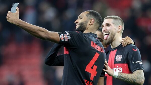 El Leverkusen remonta y ya está en semifinales de la Copa de Alemania