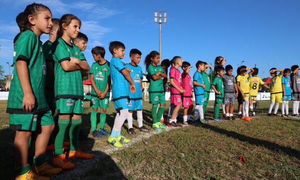 Atractivos encuentros marcaron la tercera fecha del torneo de fútbol “Esperanzas de Hernandarias” – Diario TNPRESS