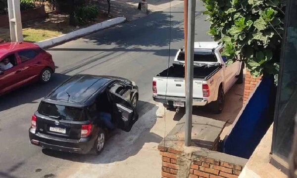 Fernando de la Mora: Delincuente herido y abandonado tras asalto frustrado tiene varios antecedentes – Prensa 5
