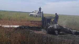 Fiscalía aguarda informes para determinar origen de avioneta incinerada en Canindeyú