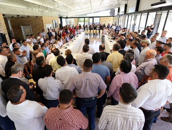 Municipios solo recibirán el 70% del Fonacide para infraestructura educativa · Radio Monumental 1080 AM