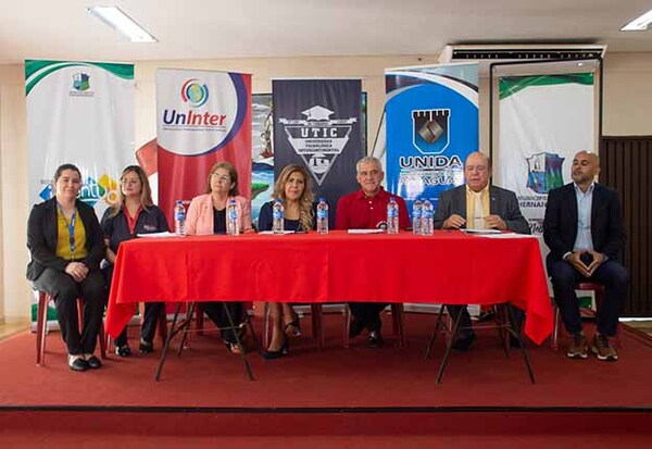 Comuna hernandariense firma convenio con universidades para 300 becas de estudios | DIARIO PRIMERA PLANA