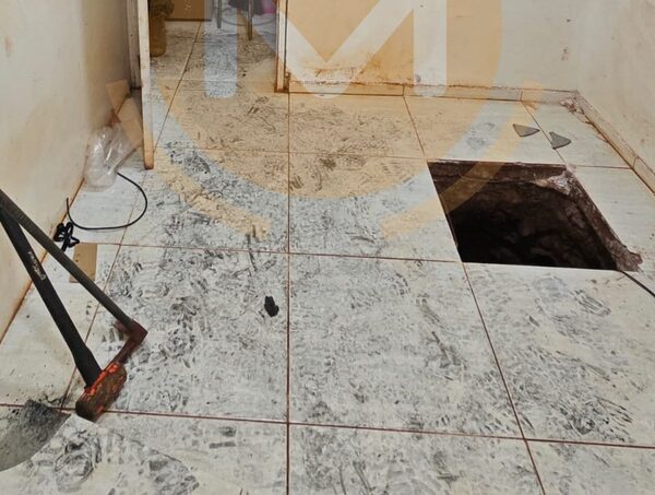 Mega robo a cambistas: FOPE retiró bomba que podía detonarse a distancia · Radio Monumental 1080 AM