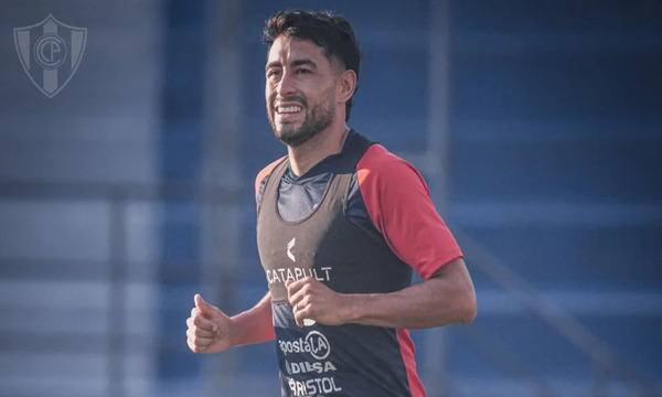 El atacante Federico Carrizo es baja ante el Guma