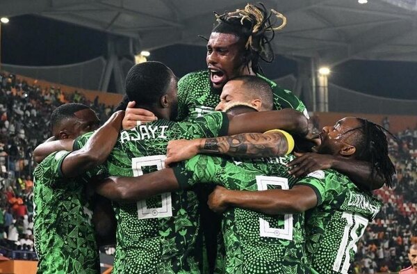 Versus / Nigeria se mete a la final de la Copa de África luego de derrotar a Sudáfrica en penales