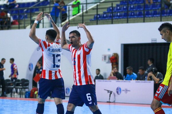 Versus / ¡Paraguay golea a Colombia, avanza en la Copa América y clasifica al Mundial de Futsal!