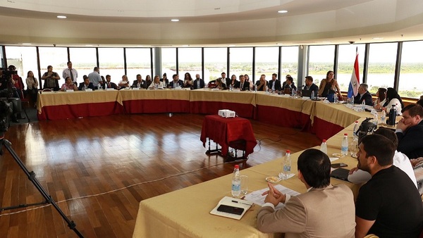 Aprueban en el Congreso pedido de informes sobre situación patrimonial de Copaco