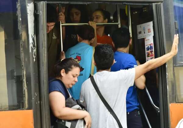 En cuatro años, casi se quintuplicó el subsidio al transporte público - Economía - ABC Color