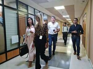 Sin consenso, Gobierno “improvisó” anuncio para calmar a intendentes - Política - ABC Color