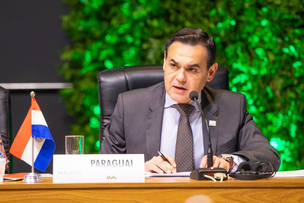 Itaipú: Paraguay está abierto a alternativas mientras Brasil insiste en reducción de tarifa