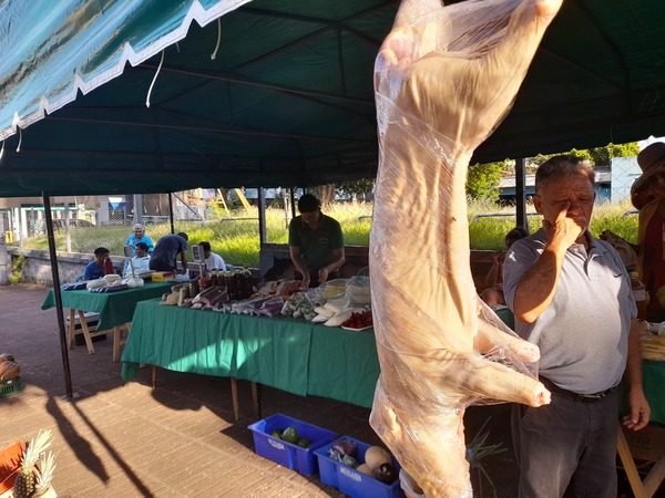Feria Agroecológica en Encarnación: Productores ofrecen variedad de productos frescos